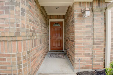 2210 Troon Dr, Alvin, TX 77511 - photo 6