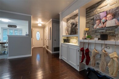 2004 Maplewood Dr, Gainesville, TX 76240 - photo 5