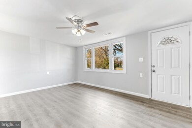 321 Crestwood Ct, Edgewood, MD 21040 - photo 5