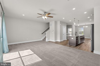 2753 Town View Cir, New Windsor, MD 21776 - photo 5