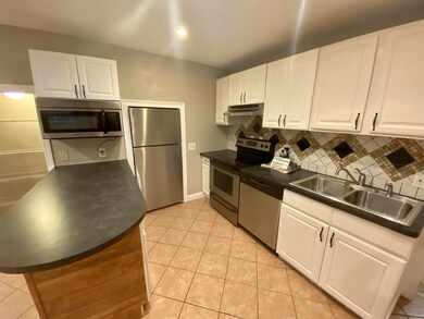 1862 Beacon St unit 6-B4, Brookline, MA 02445 - photo 3