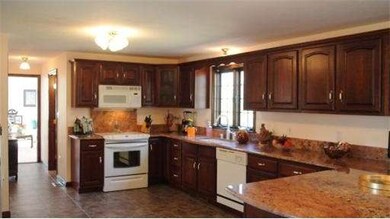 13 Jencks Rd, Milford, MA 01757 - photo 4