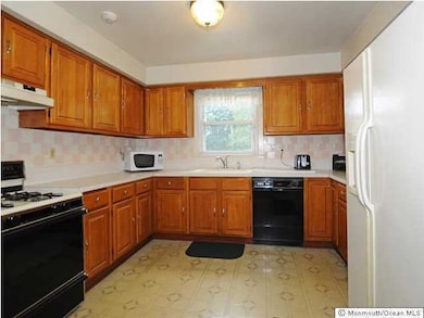 382 Matchaponix Rd, Old Bridge, NJ 08857 - photo 5