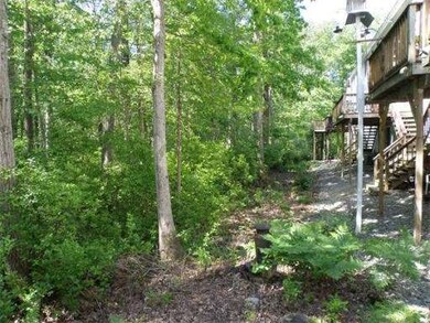 29 Robin Ln, Rockland, MA 02370 - photo 4