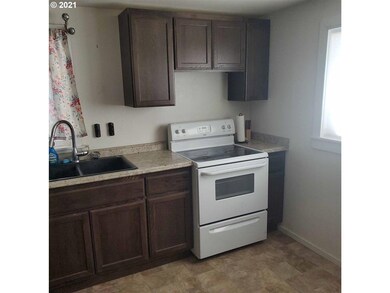 340 E Aiken St, Heppner, OR 97836 - photo 6