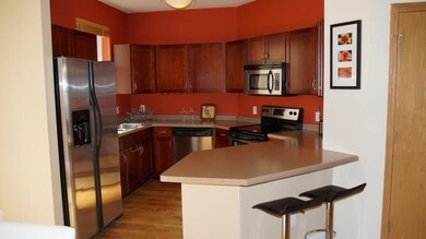 52 S Gardens Way, Fitchburg, WI 53711 - photo 2