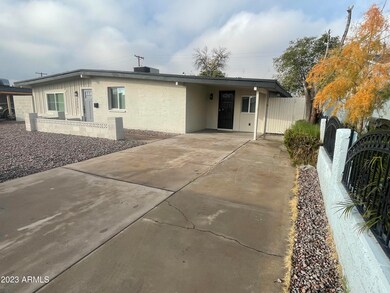 2332 N 48th Dr, Phoenix, AZ 85035 - photo 2