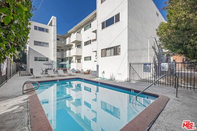 114 S Gramercy Place unit 108, Los Angeles, CA 90004 - photo 7