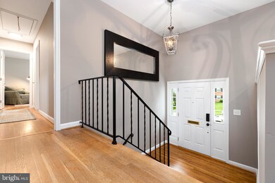 2429 Lexington Rd, Falls Church, VA 22043 - photo 7