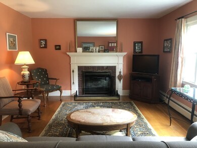 9 George St, South Dartmouth, MA 02748 - photo 4