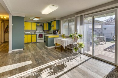 7-web-or-mls-2010 SW Reindeer Ave-7