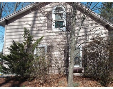 861 Pleasant St, Rochdale, MA 01542 - photo 3