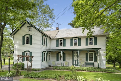 6319 Saw Mill Rd, Pipersville, PA 18947 - photo 2