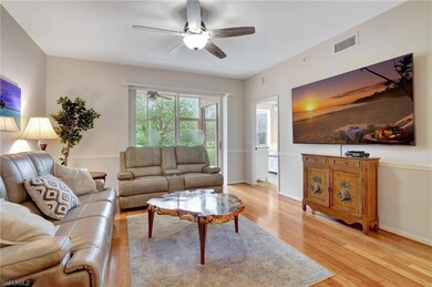 Living Room to Lanai