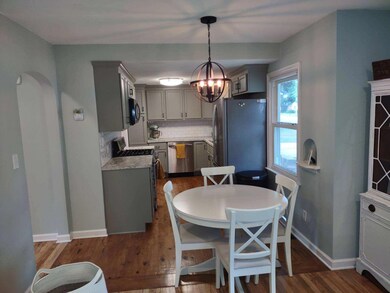 127 Cambridge Ave, Holland, MI 49423 - photo 5