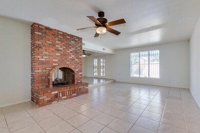 2-Way Fireplace