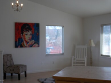 3301 Kendall Lp