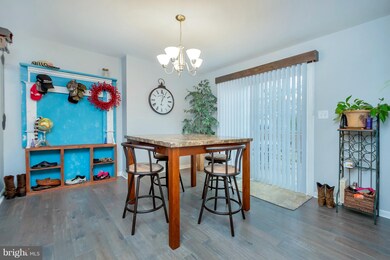 602 Southampton Dr, Ruther Glen, VA 22546 - photo 2