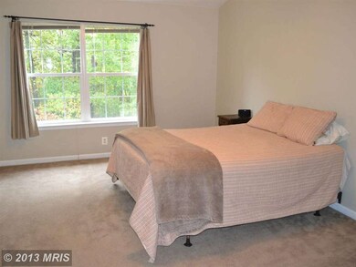 8702 Riverscape Ct, Odenton, MD 21113 - photo 6
