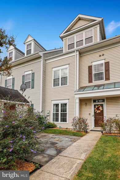 8726 Green Field Ct, Odenton, MD 21113 - photo 3