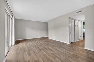 612 Bass Ct unit 620-B, Dunedin, FL 34698 - photo 5