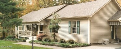 62 Moonbeam Cir, Hawley, PA 18428 - photo 3