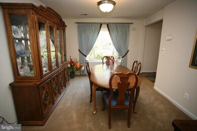 8003 Oak St, Dunn Loring, VA 22027 - photo 7