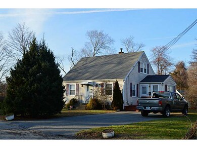 Exterior Front. 4 BEDROOM CAPE IN NEED OF SOME TLC