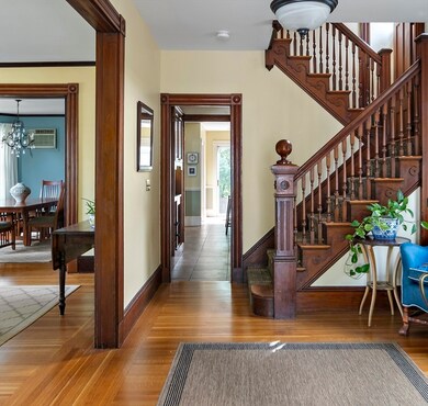 20 Hawthorne St, Watertown, MA 02472 - photo 3