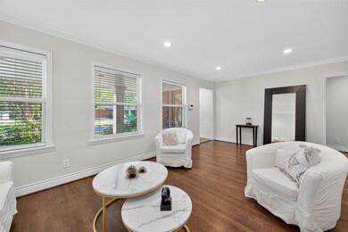 5111 Creekbend Dr, Houston, TX 77035 - photo 5