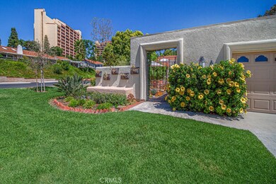 5512 Paseo Del Lago W unit A, Laguna Woods, CA 92637 - photo 2