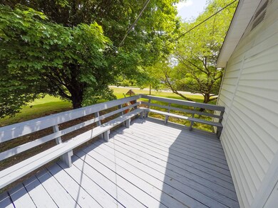 437MountViewDr_May2015_4094