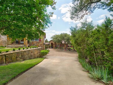 3004 Grand Point Ct, Granbury, TX 76049 - photo 5