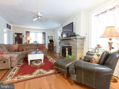 34 W Lancaster Ave, Downingtown, PA 19335 - photo 3