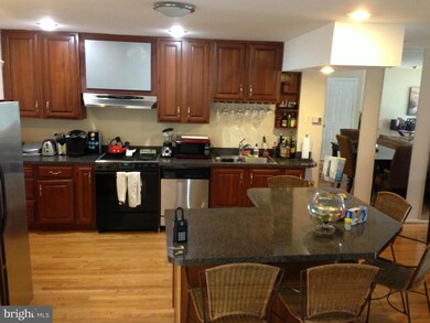 7636 Westlake Terrace, Bethesda, MD 20817 - photo 5