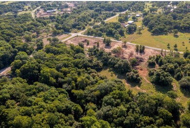 800 Wood Hollow Dr, Weatherford, TX 76087 - photo 7