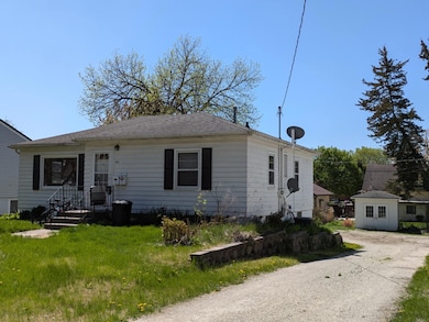 301 Leif Erikson Dr, Decorah, IA 52101 - photo 3