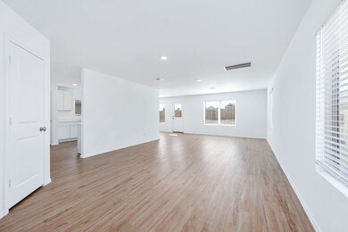 334 Birch Blossom Path, Magnolia, TX 77354 - photo 4