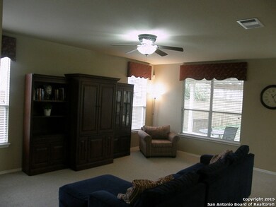 10126 Wildhorse Pkwy, San Antonio, TX 78254 - photo 4