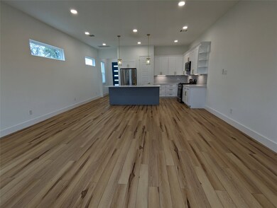 4915 Fisk St, Houston, TX 77009 - photo 6