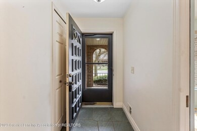 08-1024-Grenoble-Cir-Lansing-MI-48917-Wi