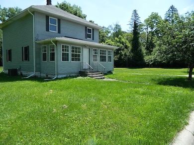 1816 York St, Elkhart, IN 46516 - photo 2