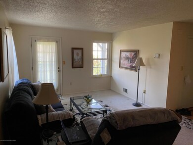 200 Wycoff Way unit 200, Middlesex, NJ 08846 - photo 4