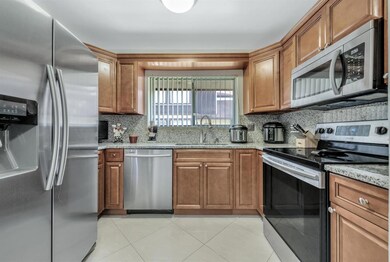 5272 Bosque Ln Apt 31 West-large-012-008