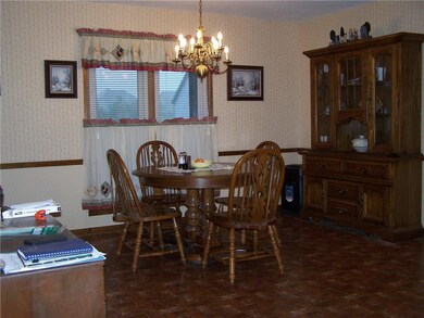 805 Crane St, Raymore, MO 64083 - photo 6