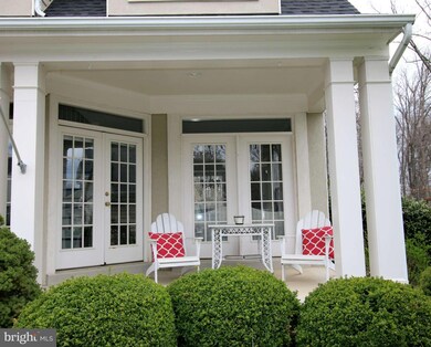 43388 Burke Dale St, Chantilly, VA 20152 - photo 2