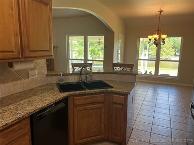 925 S 75th St, Broken Arrow, OK 74014 - photo 7