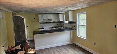 292 Samuel Gorton Ave, Warwick, RI 02889 - photo 2