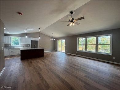 5960 Perry Hills Dr SW, Canton, OH 44706 - photo 5