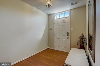 6203 Yellow Dawn Ct, Columbia, MD 21045 - photo 2